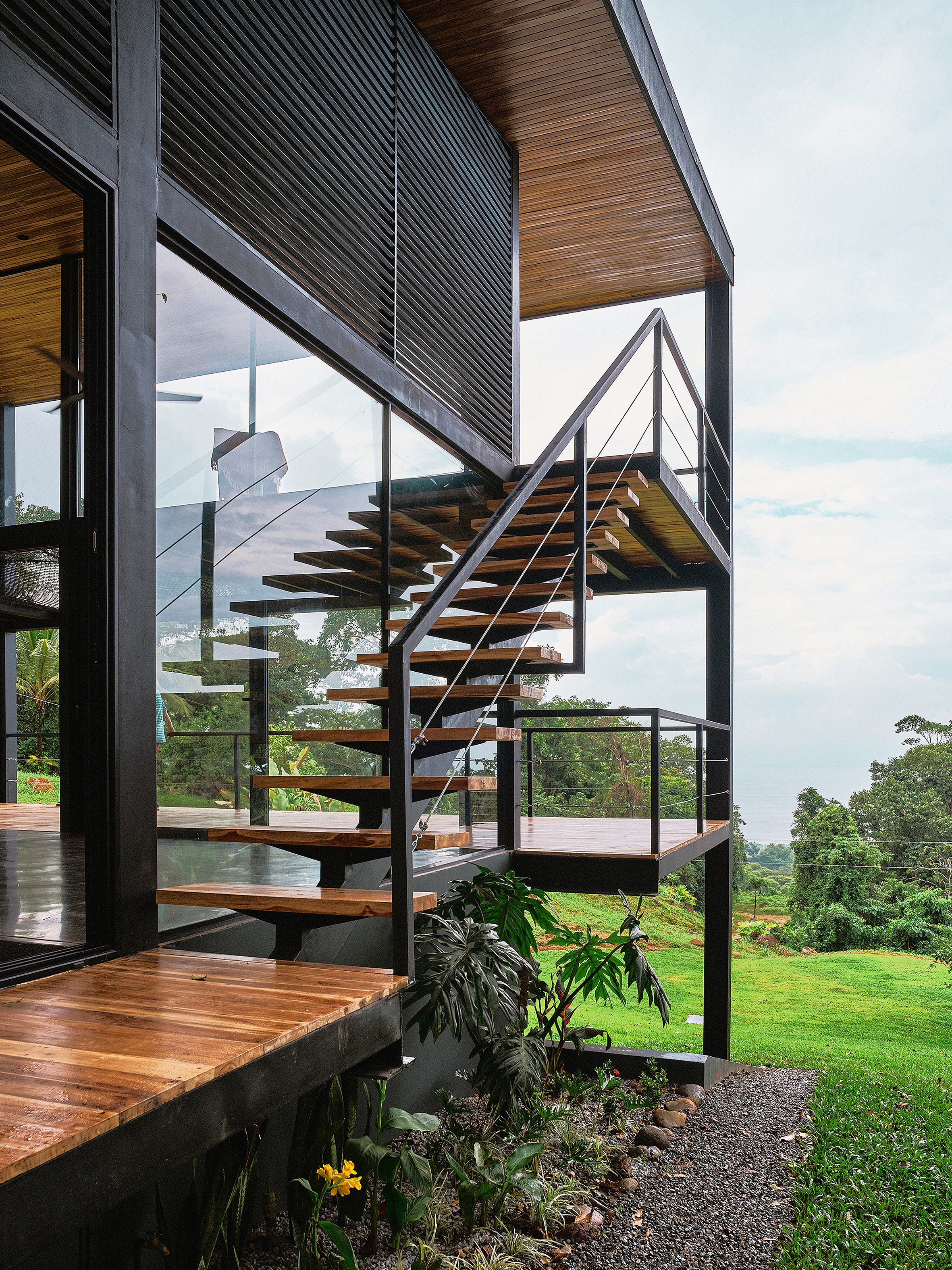 Black House (Casa Negra) (3)