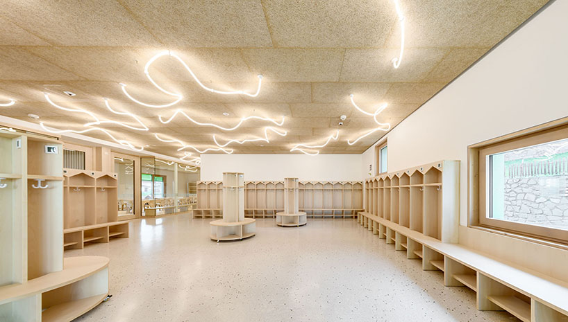 Multifunctional building in Barbiano - Kindergarten, daycare centre, tourist office, and village connection (4)