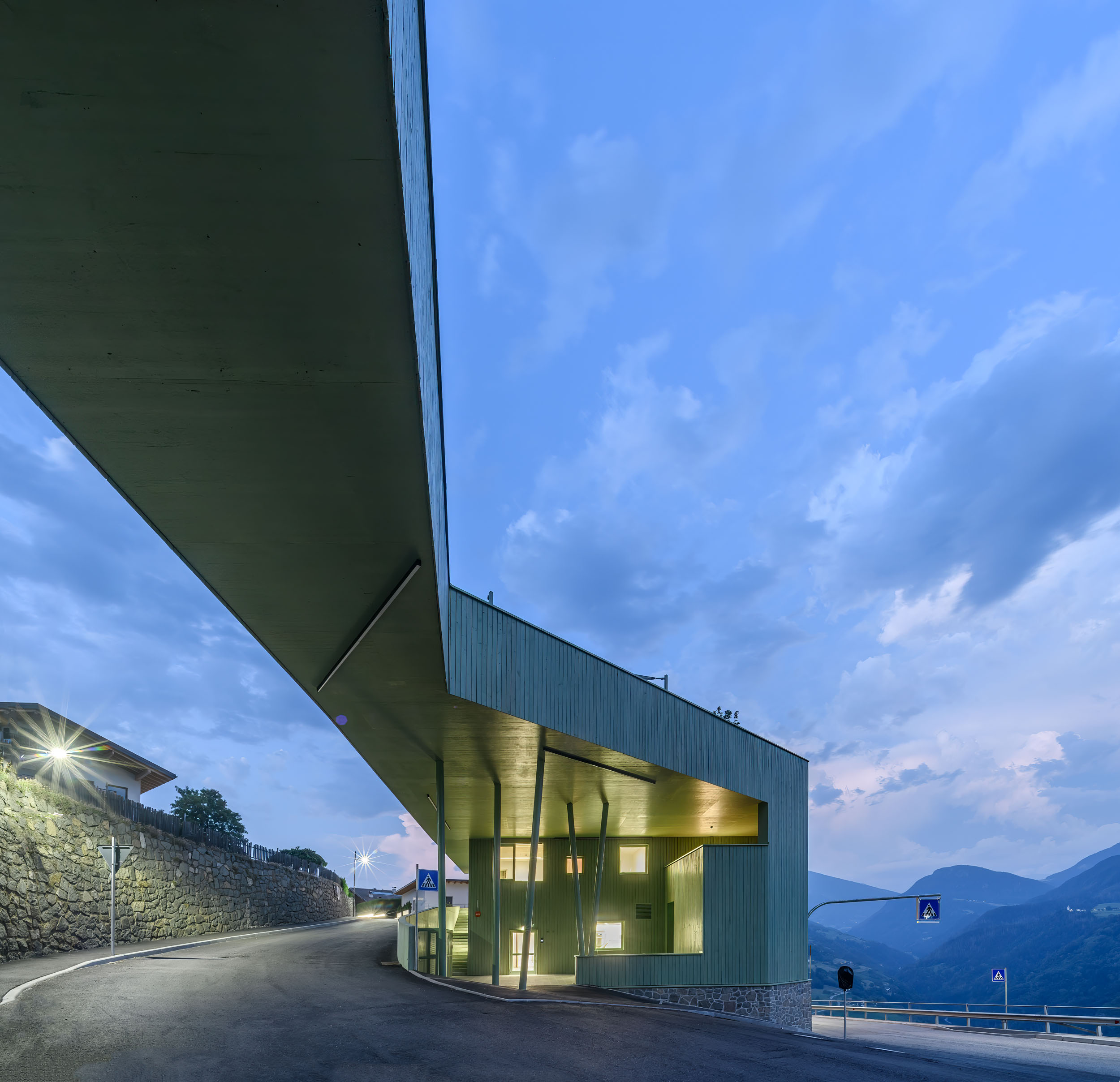 Multifunctional building in Barbiano - Kindergarten, daycare centre, tourist office, and village connection (6)