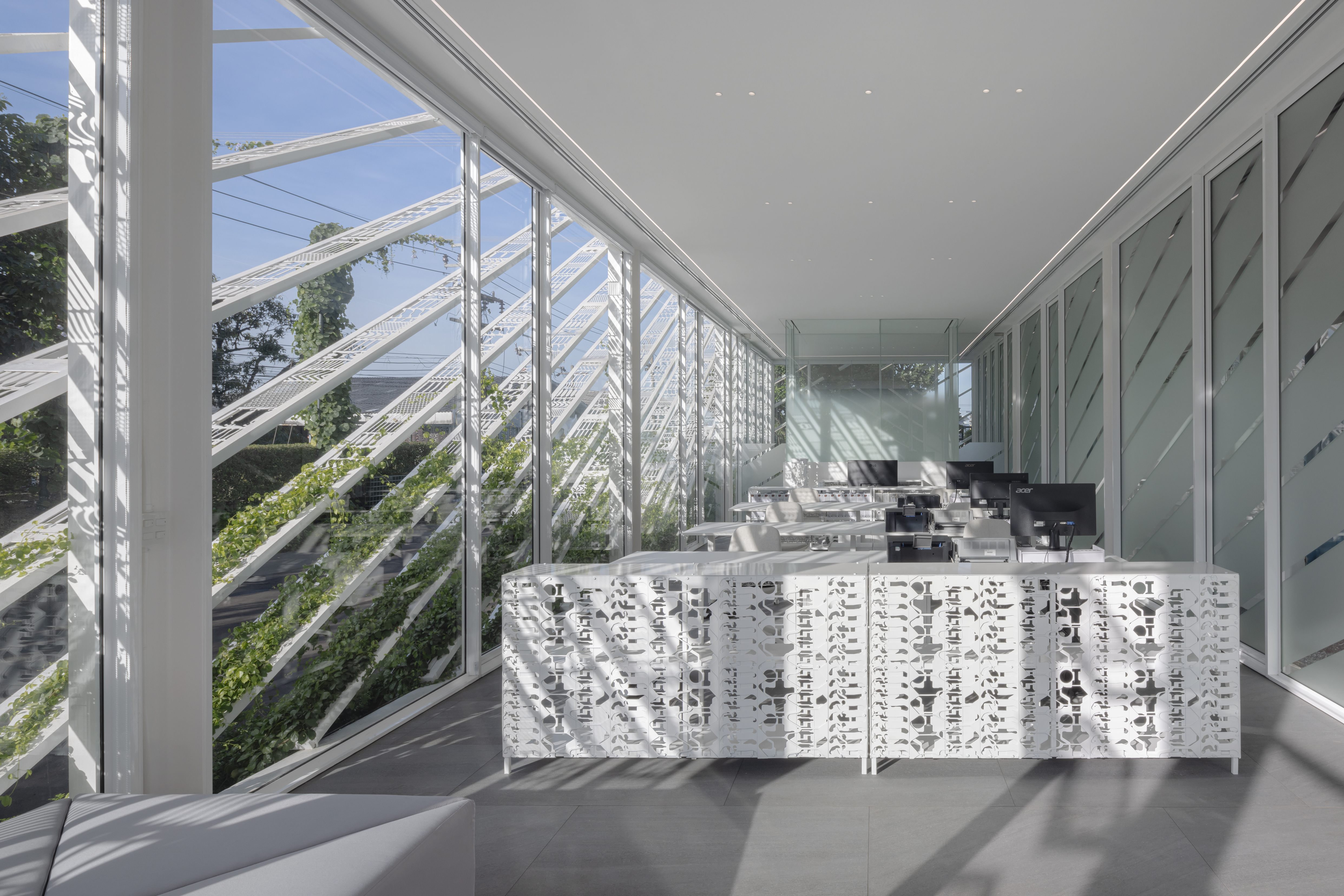 "No Time to Waste" Office (6)