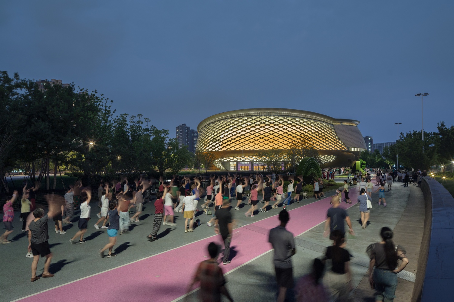 Hybrid Stadium & Concert Hall (6)
