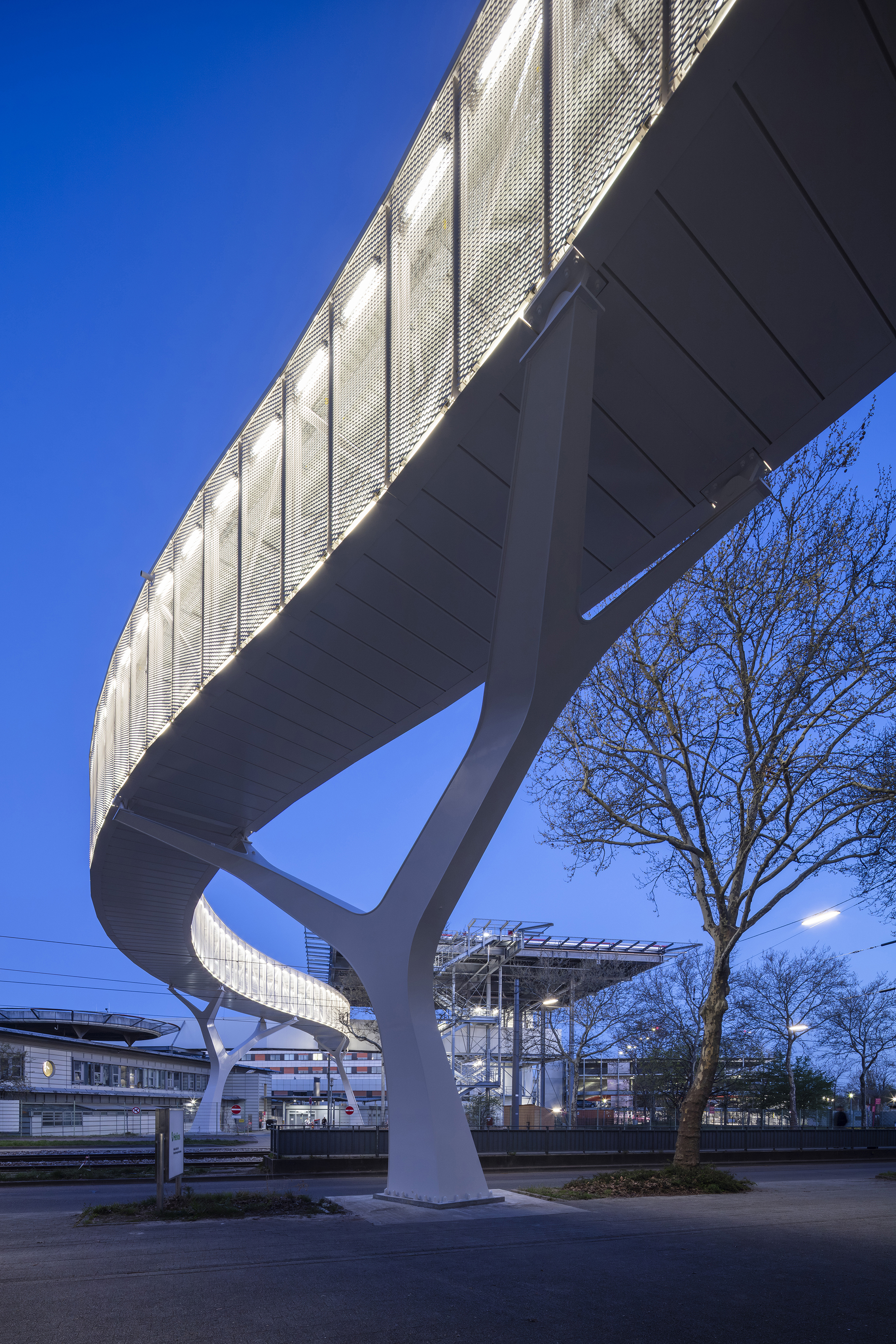 Karlsruhe Municipal Hospital Bridge (2)