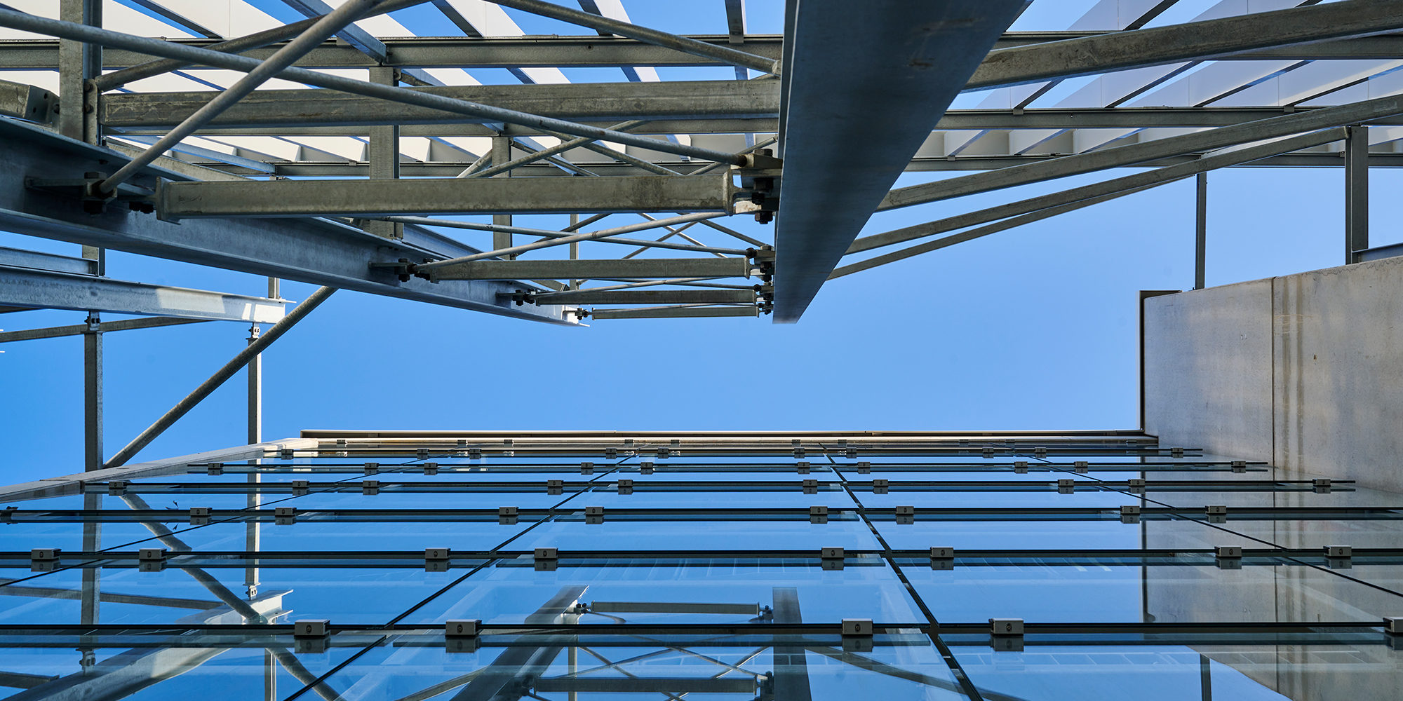 Mercedes-Benz Parking Garage (5)
