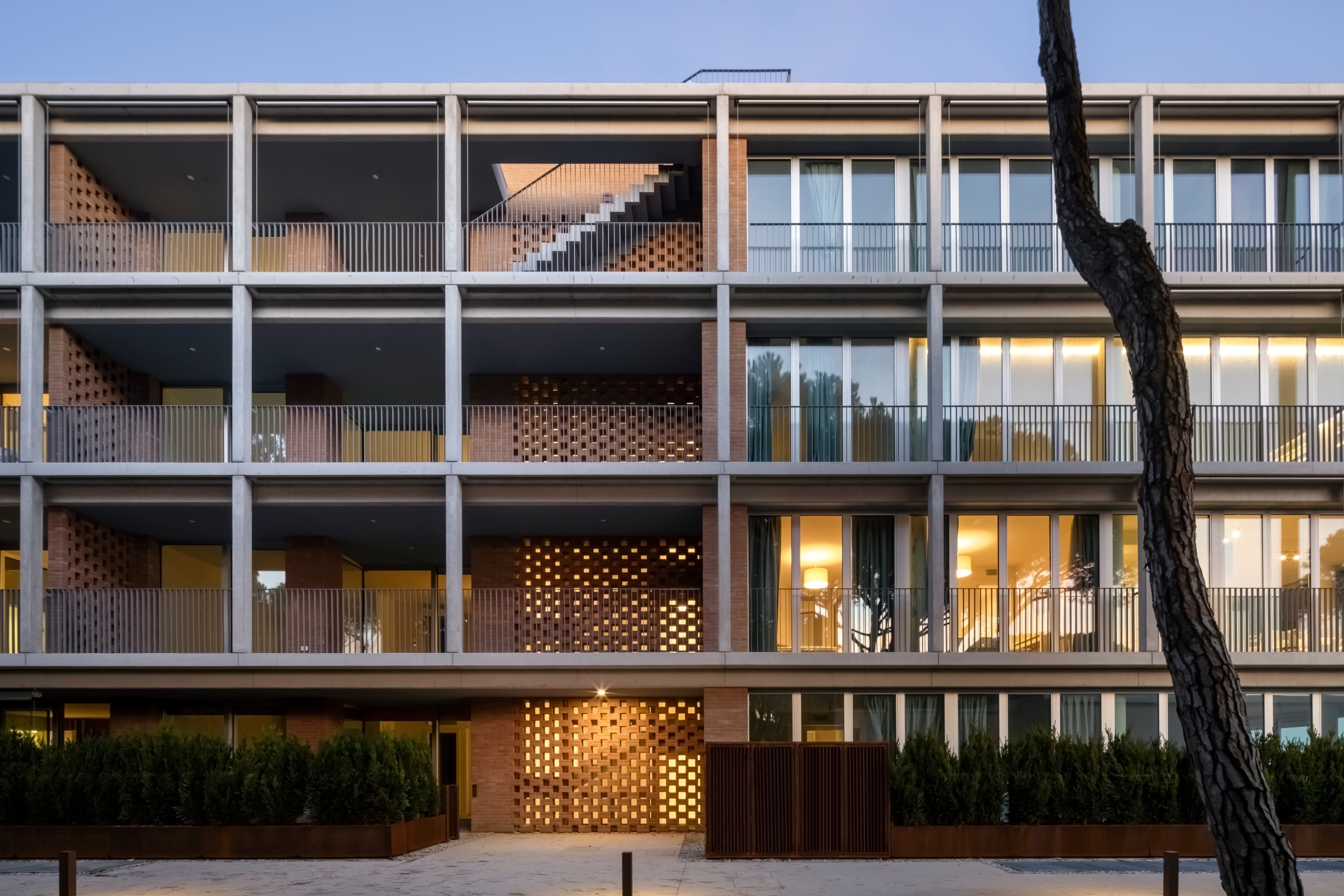 G.Beach Residence (4)