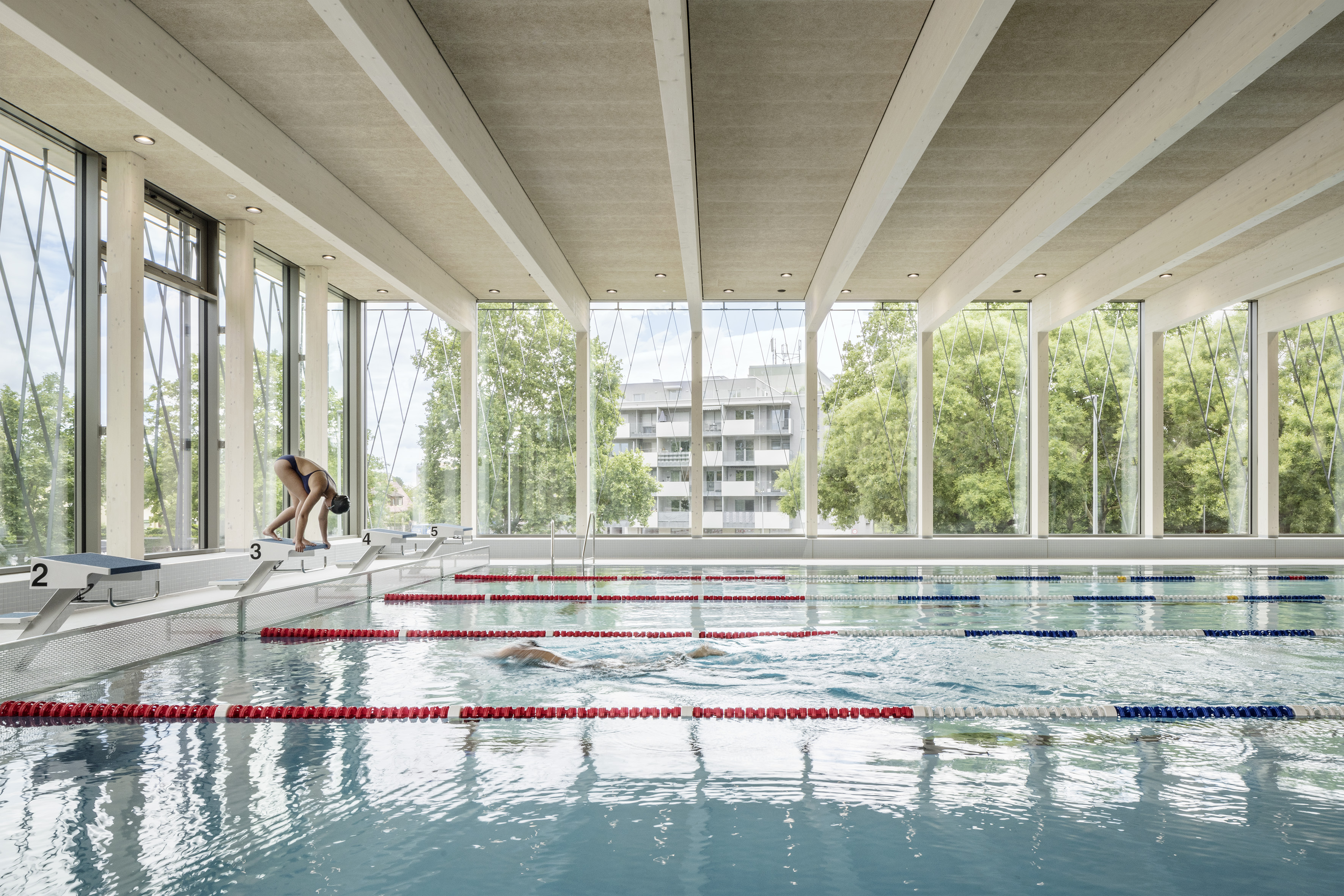 Public Swimming Pool Großfeldsiedlung (4)