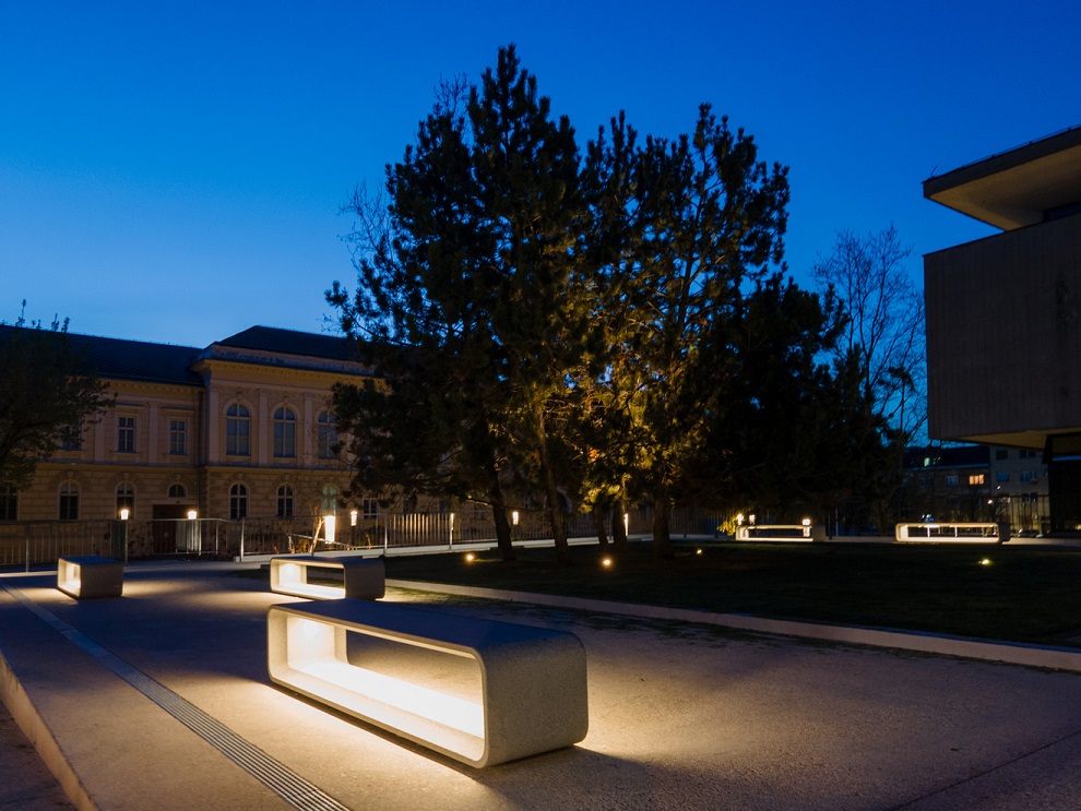 Renovation of the plateau in front of the Museum of Contemporary Art of Vojvodina (2)