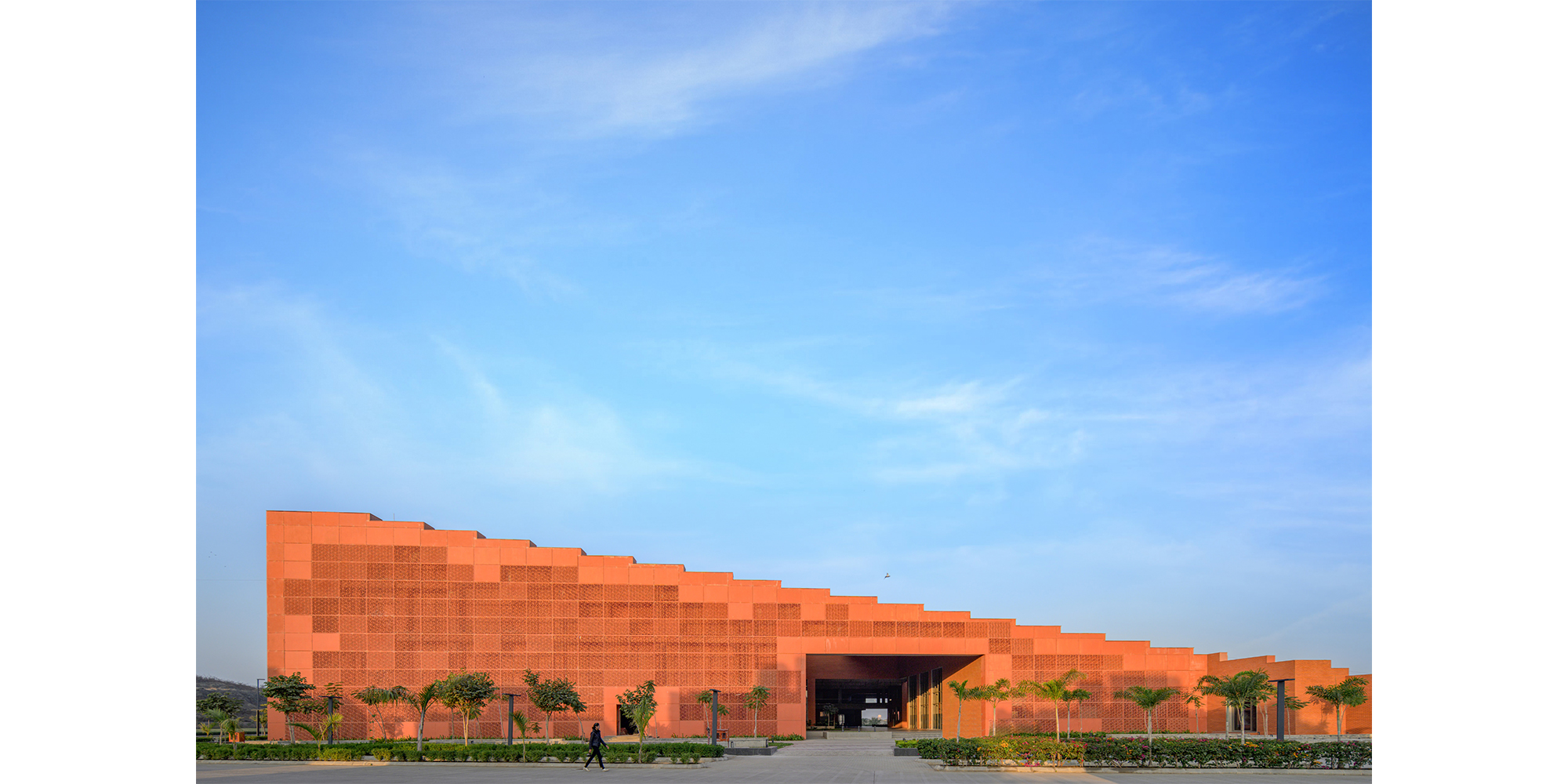 PRESTIGE UNIVERSITY (5)