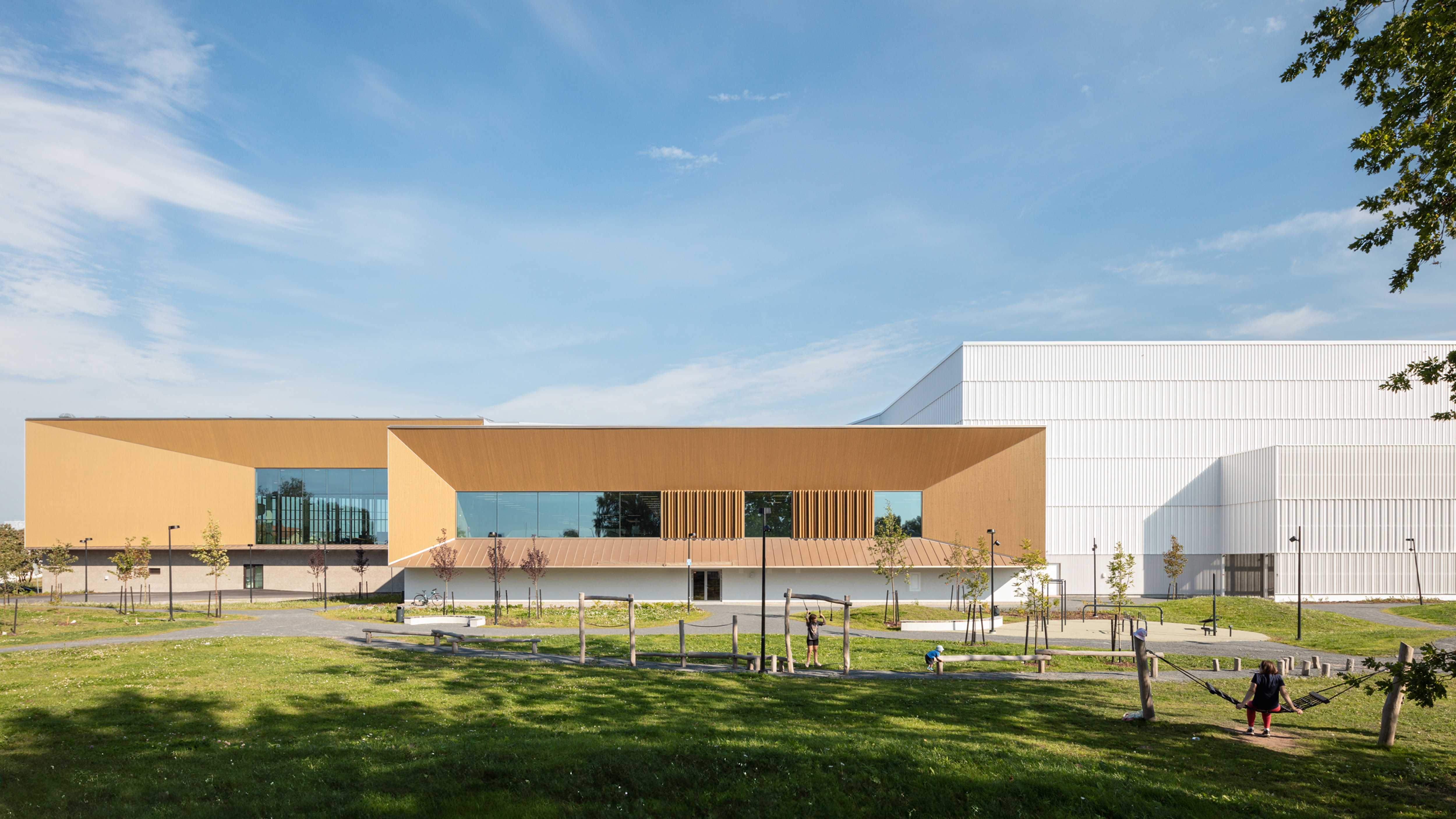 Kari Campus Sports, Education and Leisure Centre  (3)