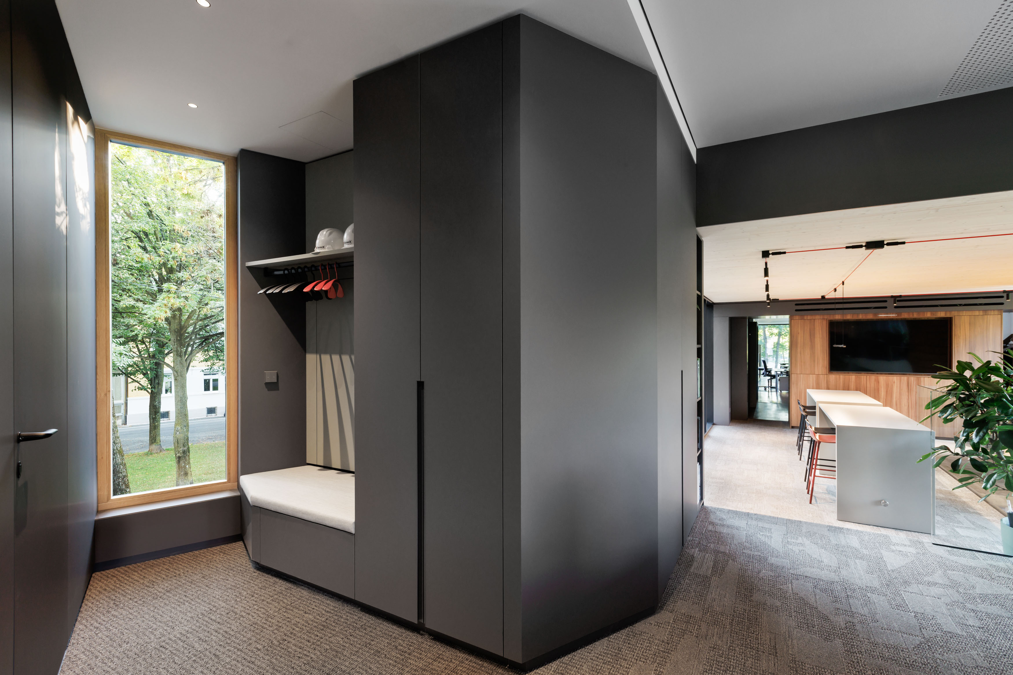 Black Box - Viereck Architekten HQ (6)