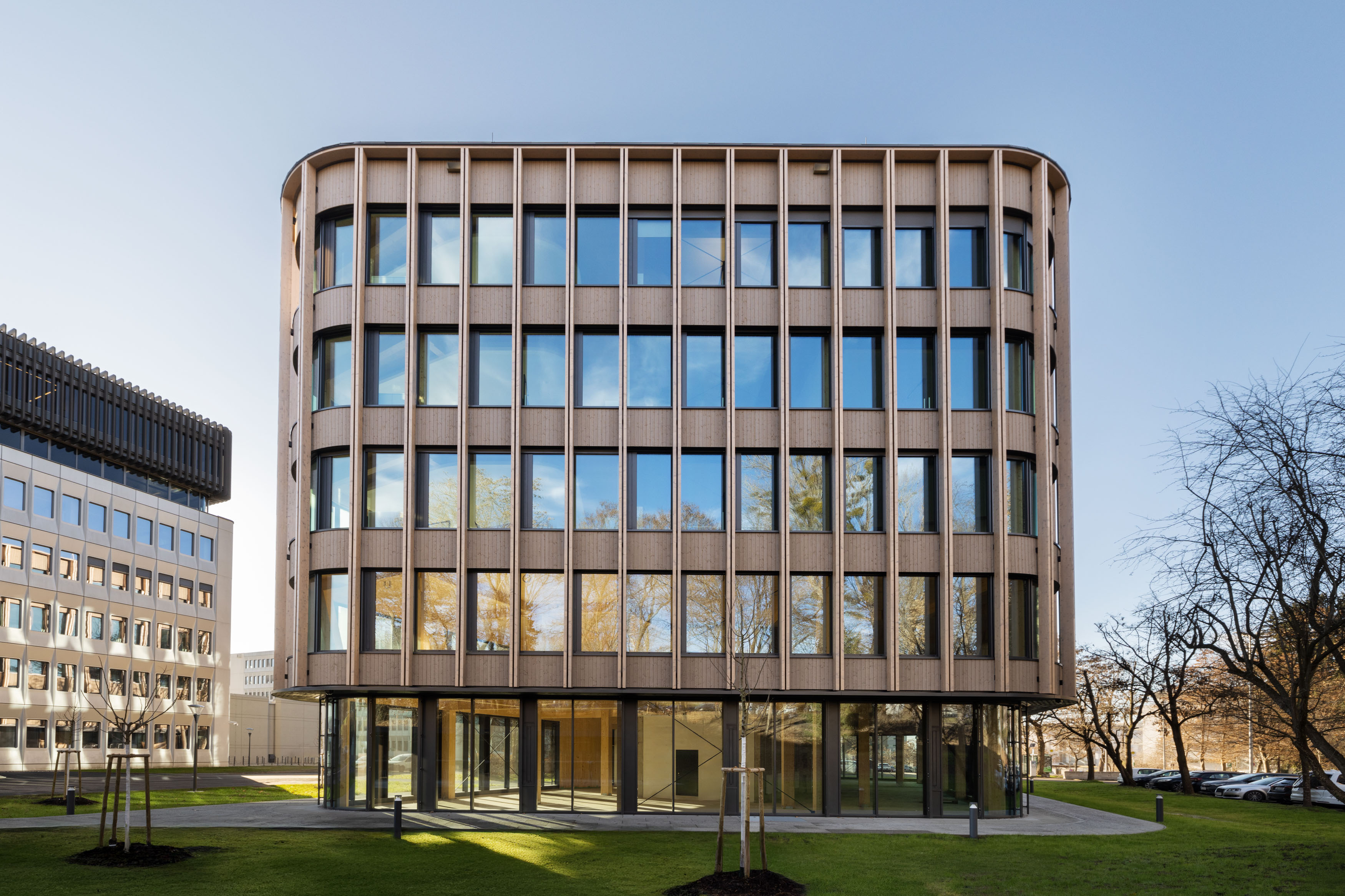 Office Building - Austrian Economic Chamber (2)